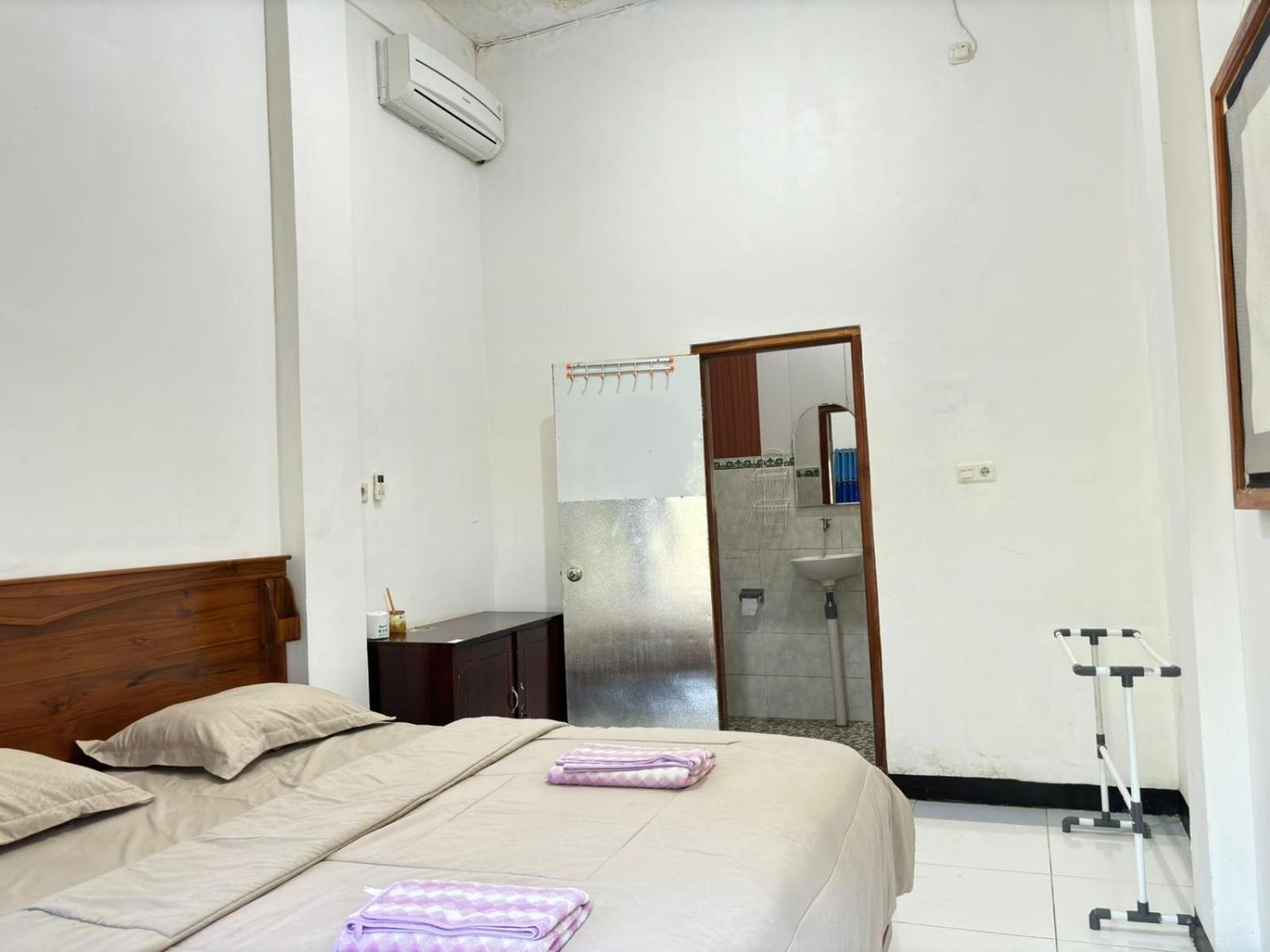 Tarsan Homestay Labuan Bajo Eksteriør billede